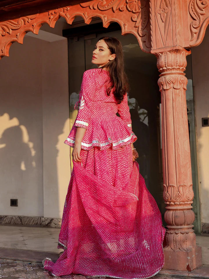 Hot Pink Handloom Pure Katan Silk Hand Embroidered Banarasi Lehenga Wi –  WeaverStory