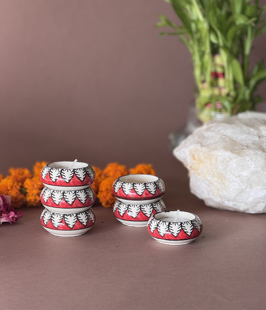 Red Leaf design Diya - Set of 6