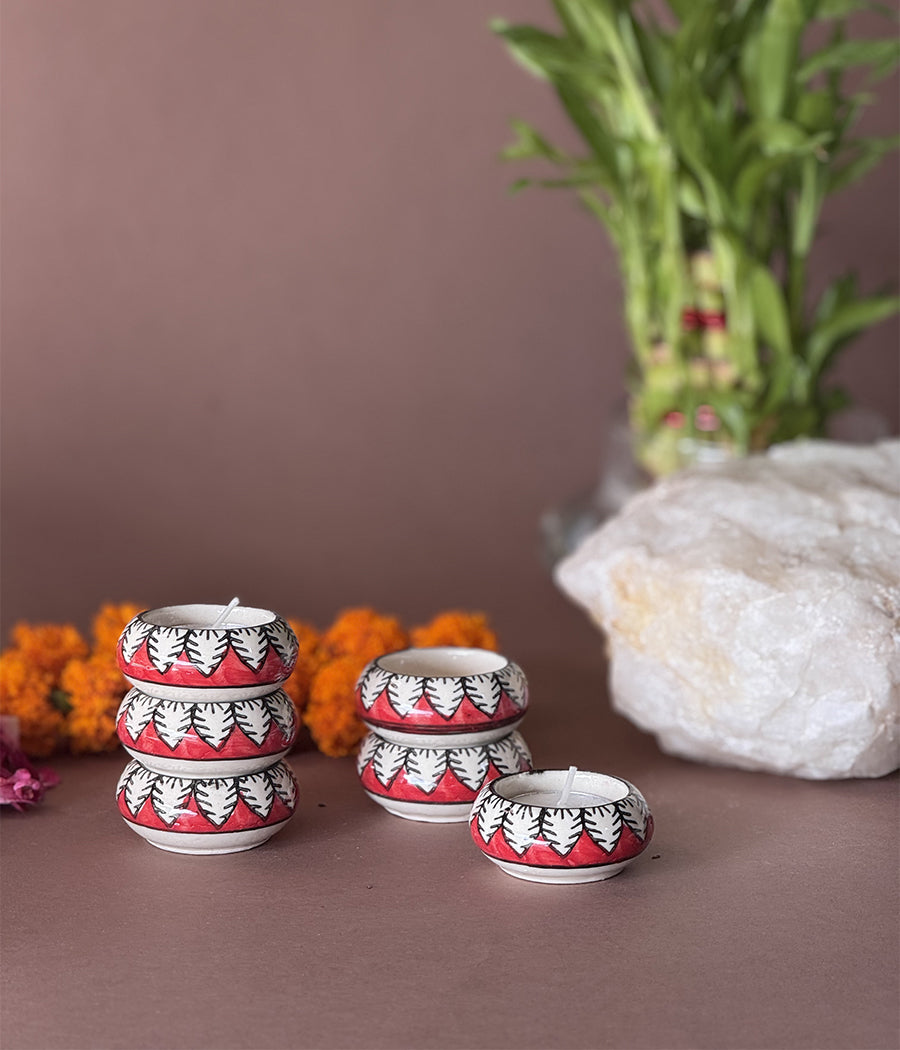 Red Leaf design Diya - Set of 6