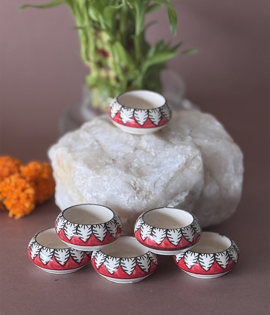 Red Leaf design Diya - Set of 6