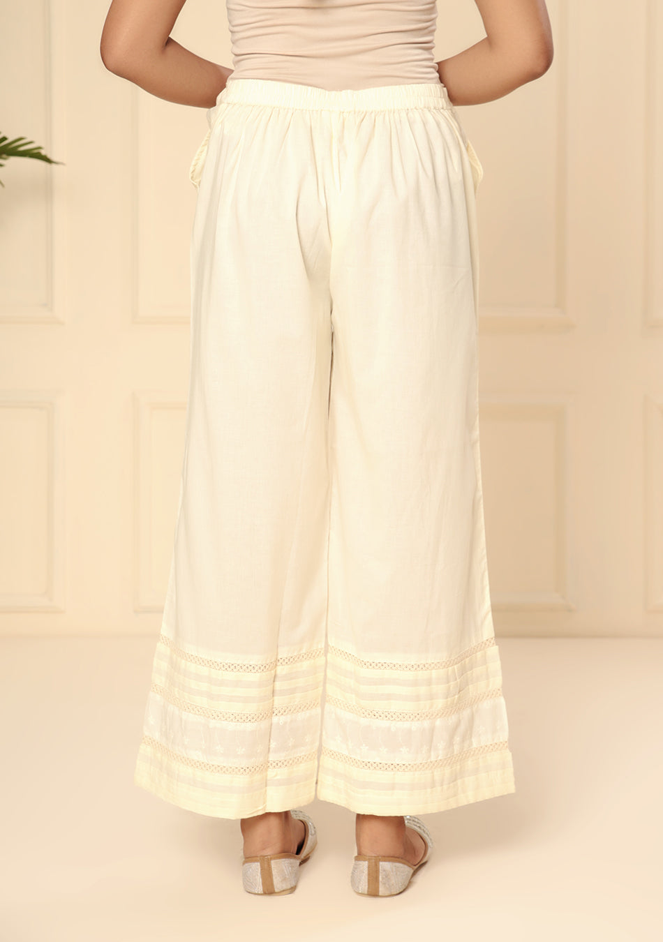 CREAM SCHIFFLY BORDER PANT