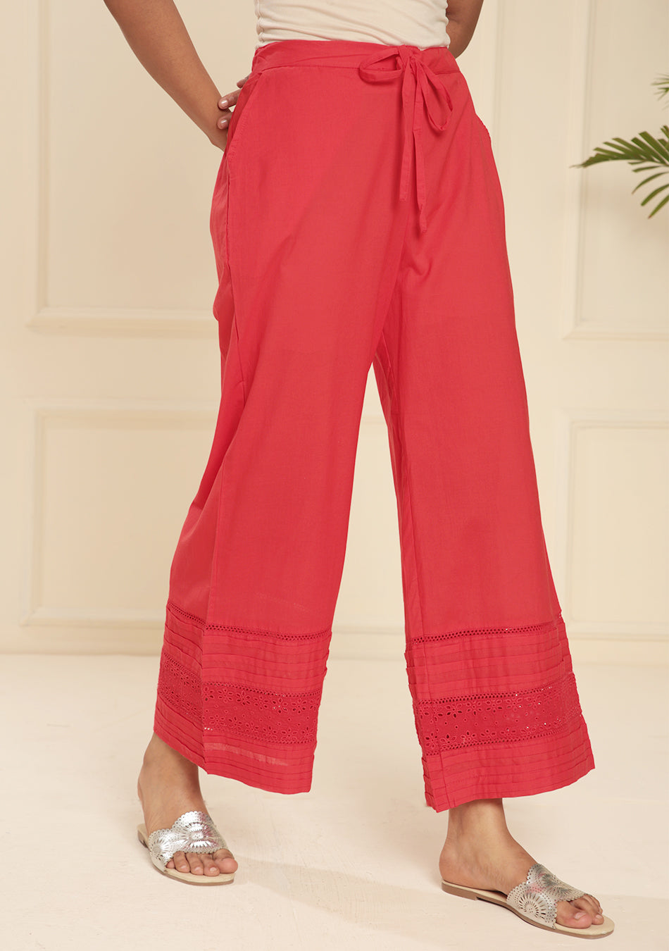 RED SCHIFFLY BORDER PANT