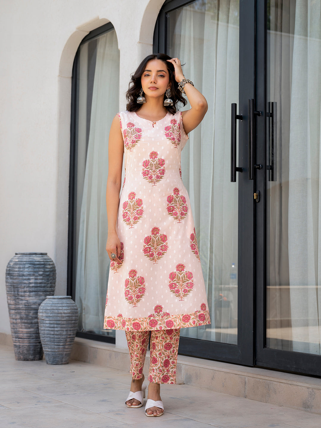 Pink Floral Printed Cotton Straight Fit Kurta Pant Set