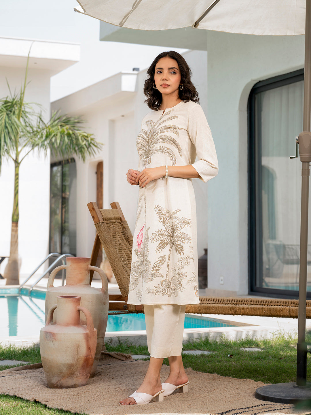 Off white Floral Printed Cotton A-line Fit Kurta Pant Set