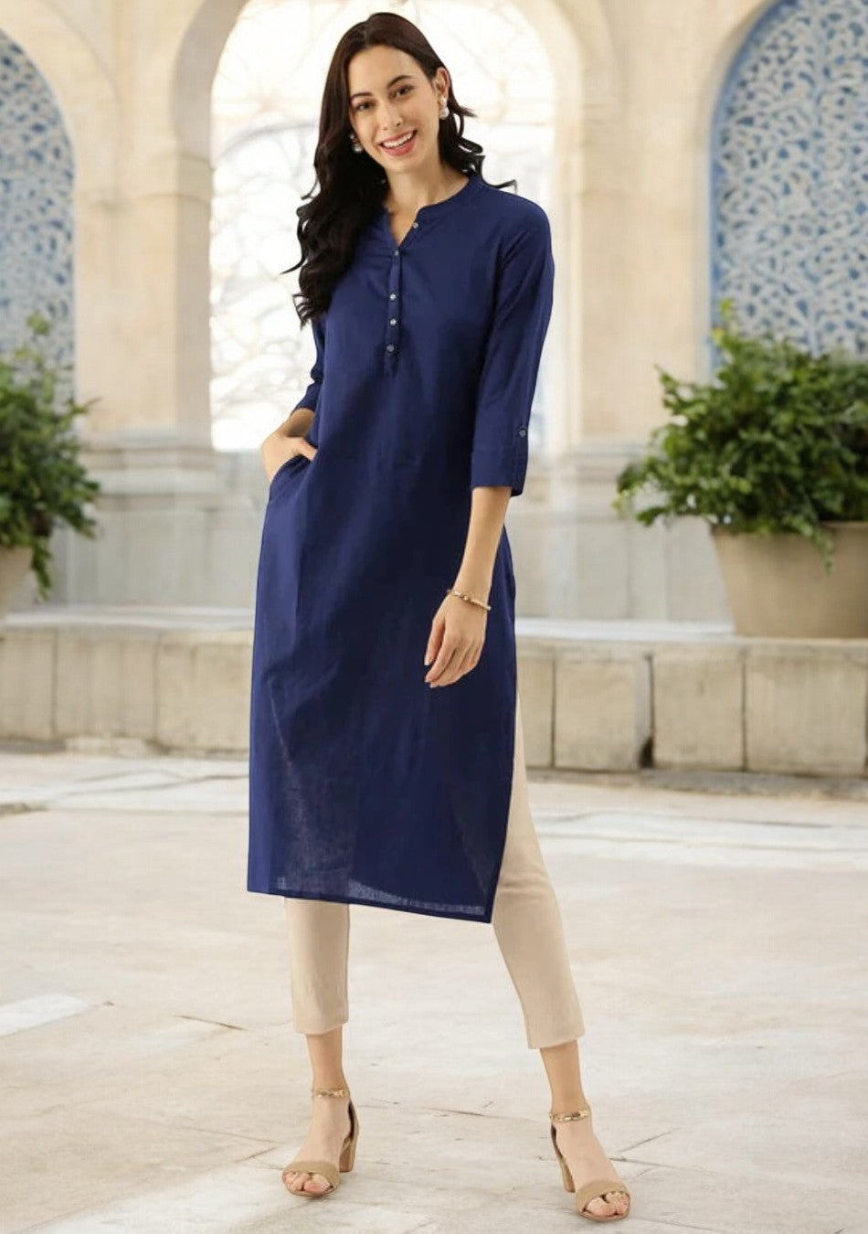 Blue Solid Straight Kurti