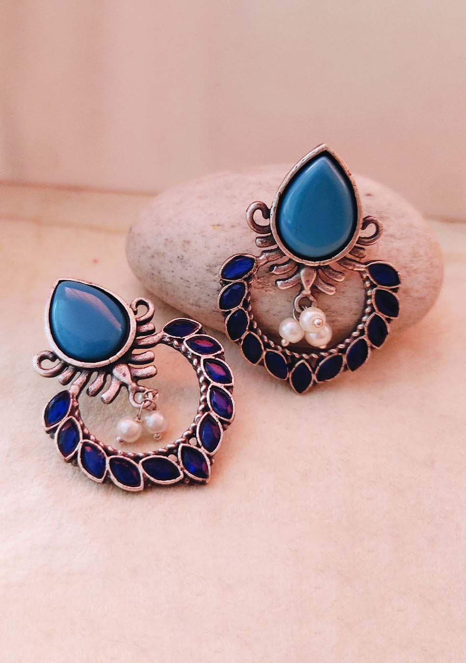 Sky-Blue Pearl Fusion Studs