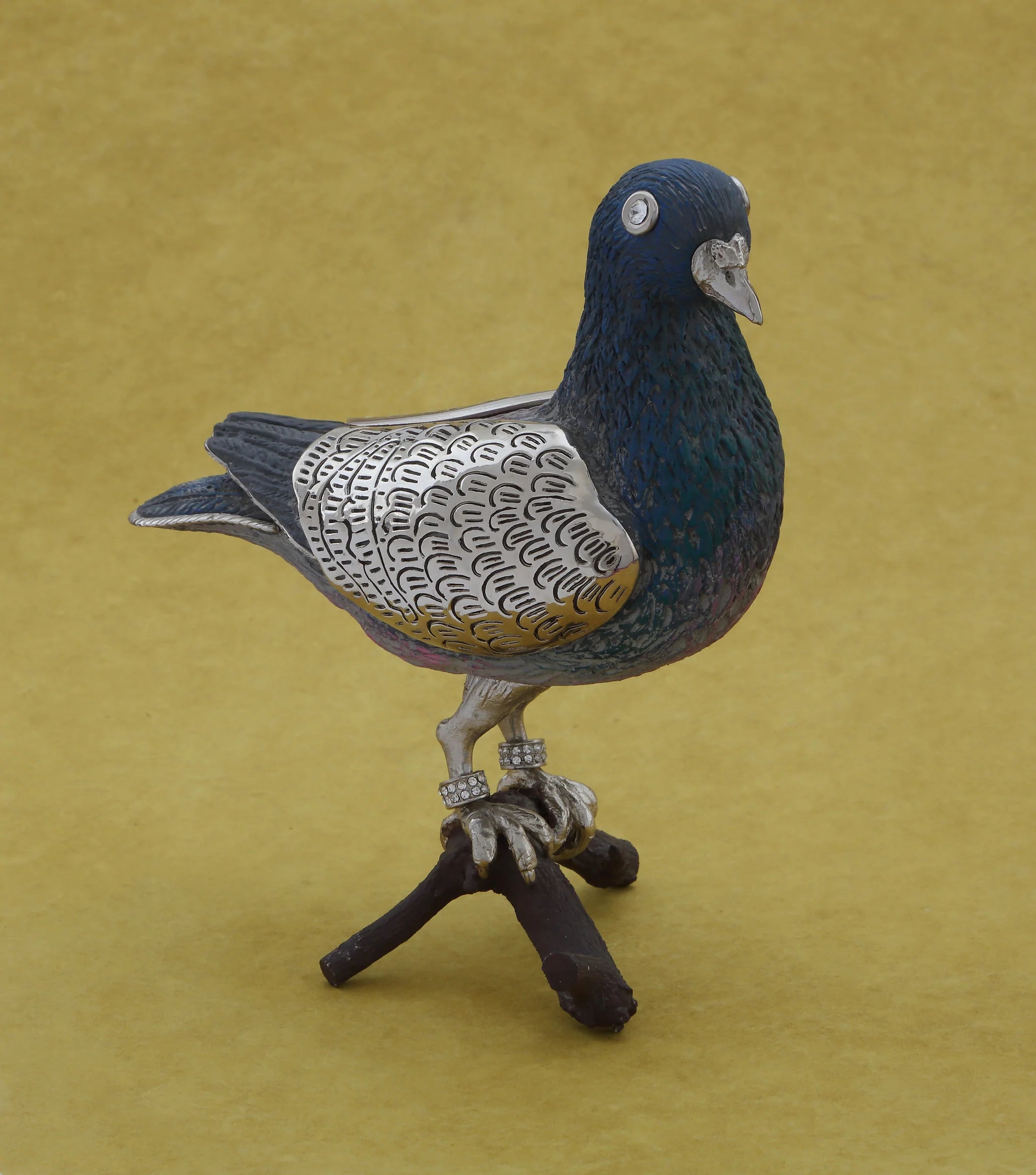 Silver Pigeon Figurine