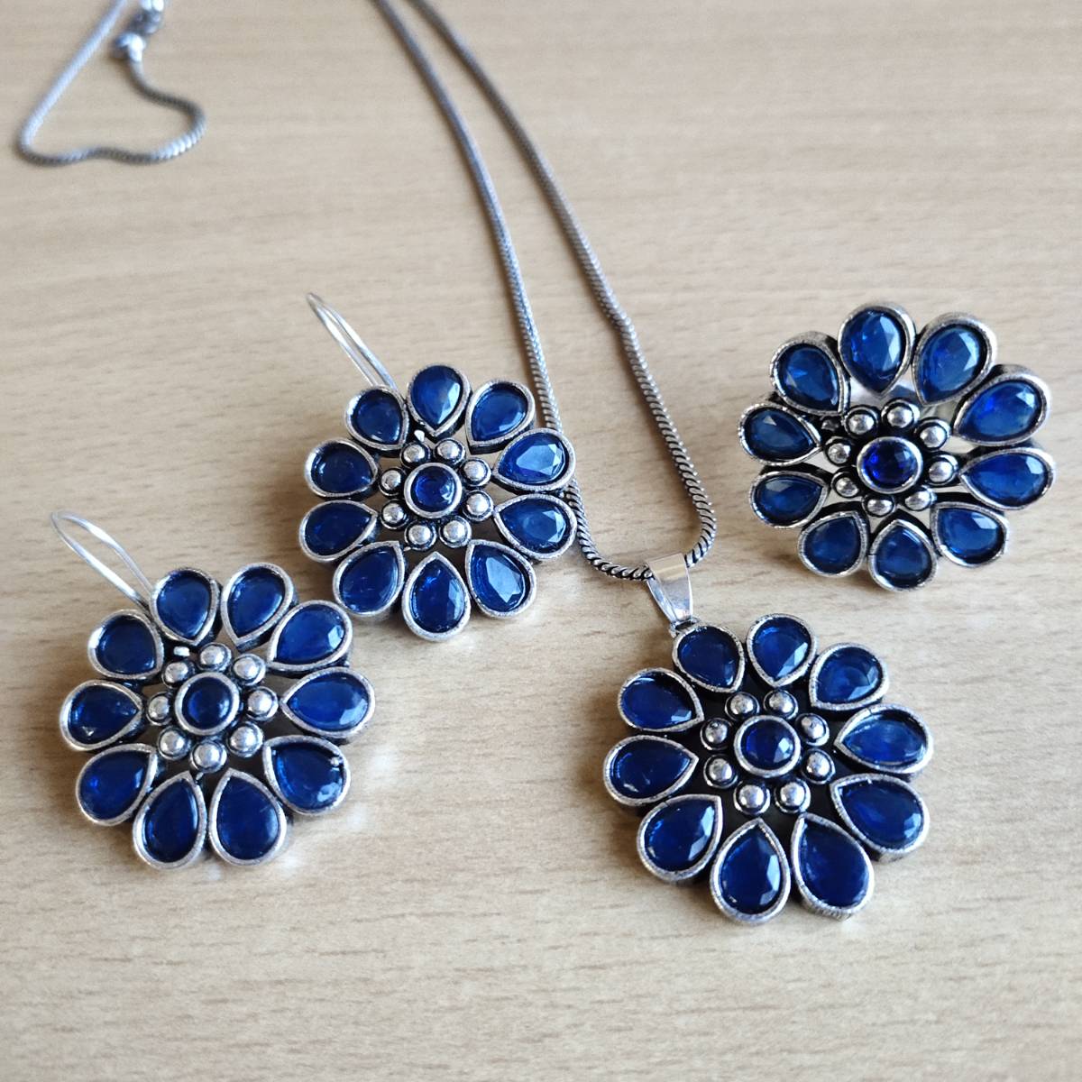 Sapphire Blossom Pendant Set