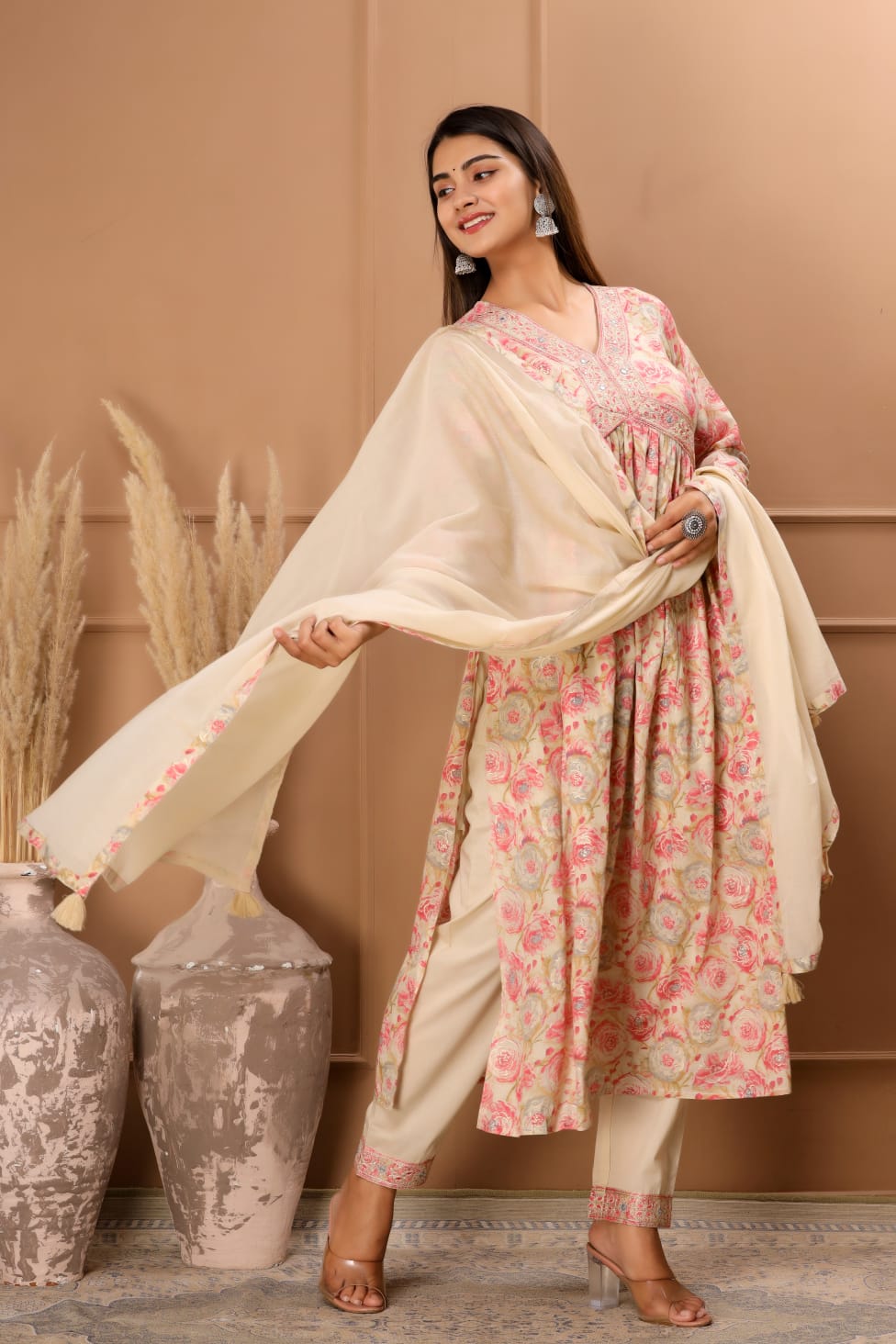 Cream anarkali outlet kurta