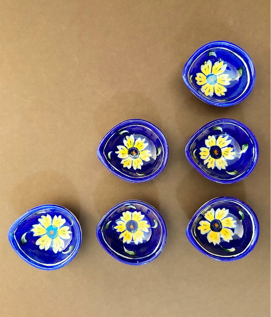 Blue Pottery Sun Flower Design Diya - Set of 6