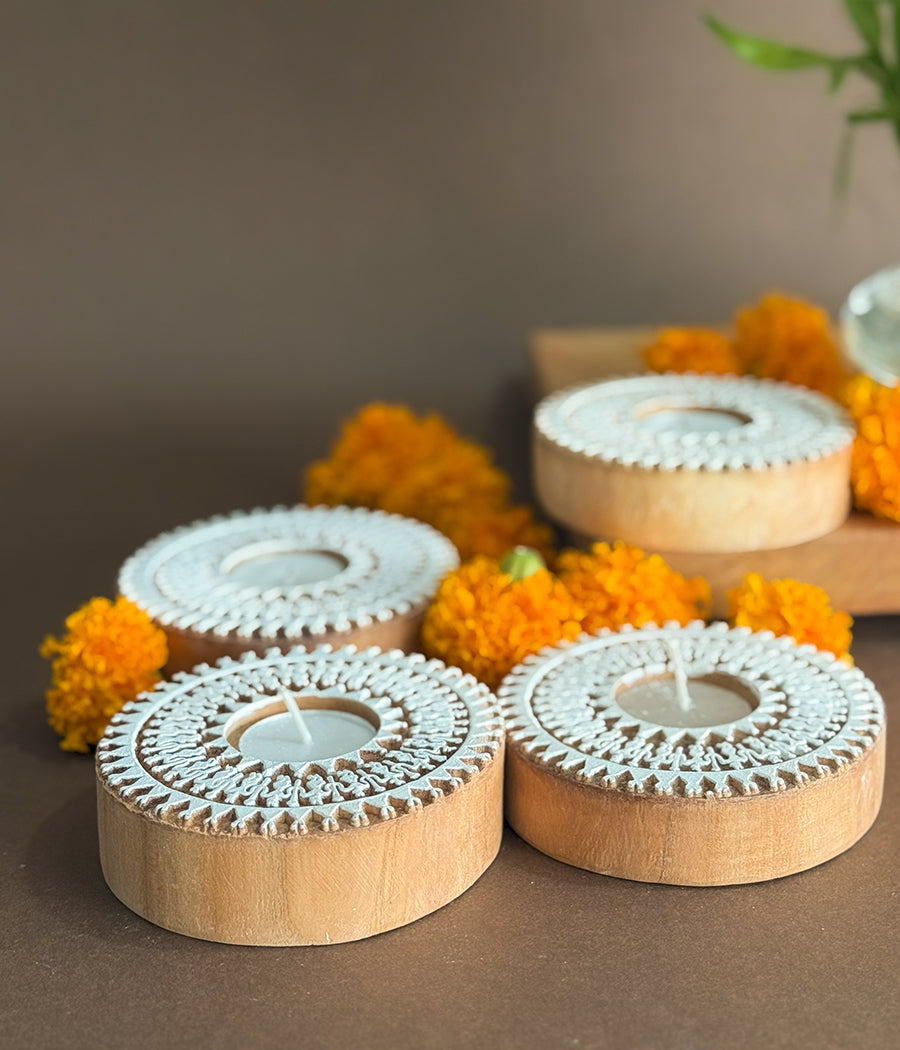 Wooden Devotion Diya (Set of 4 Diyas)