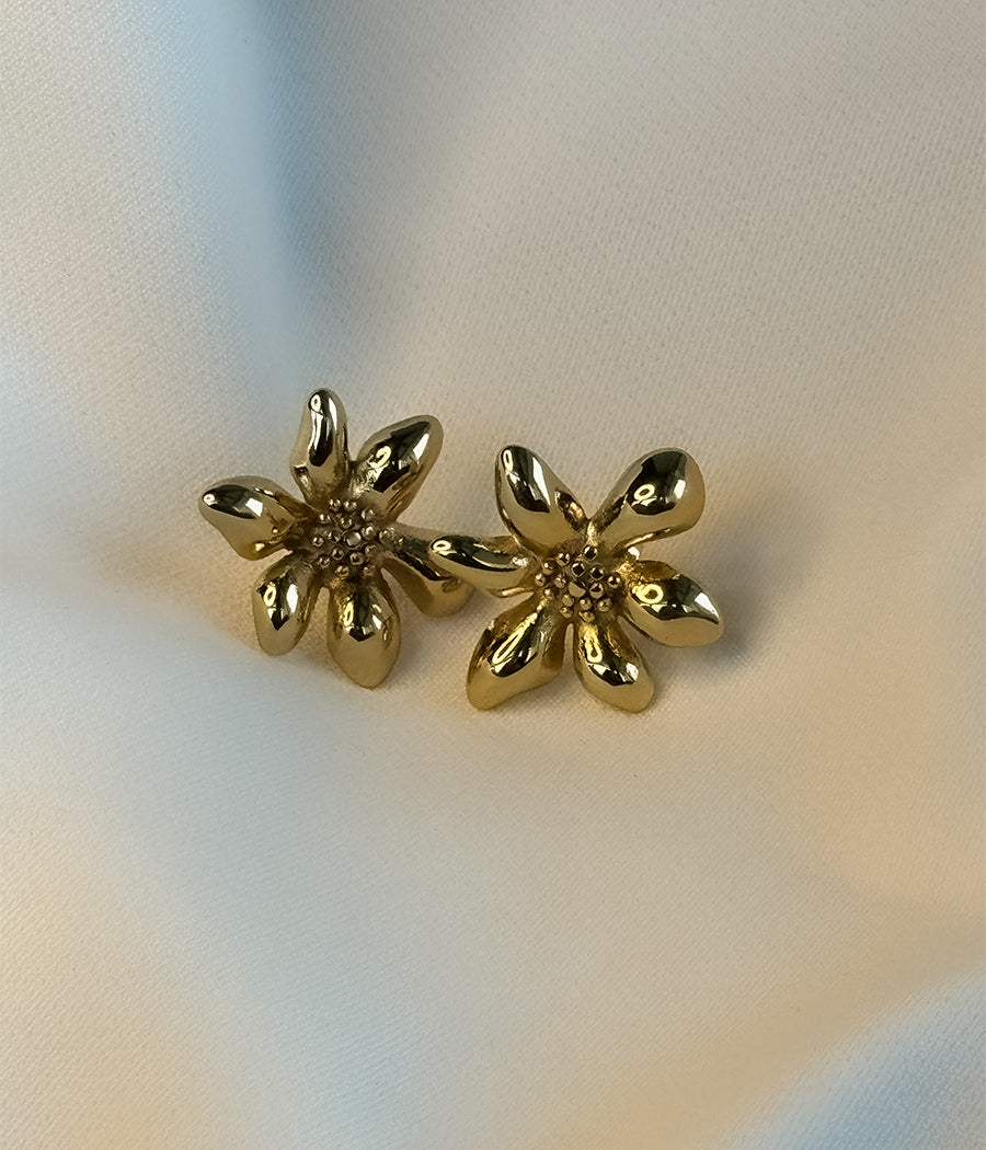 Golden Blosson studs