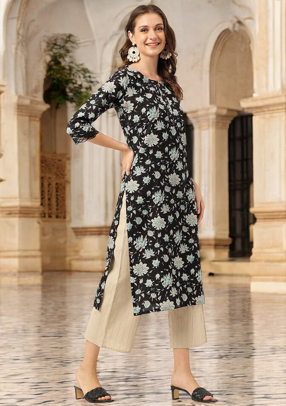 Black Floral Print Straight Fit Cotton kurta