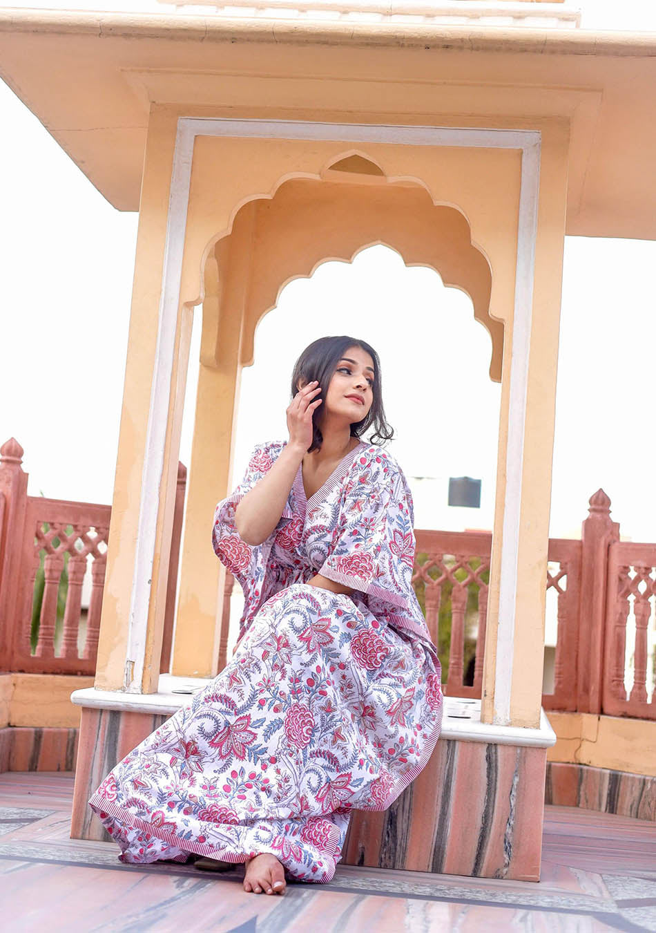 White And Pink Floral Print Kaftan