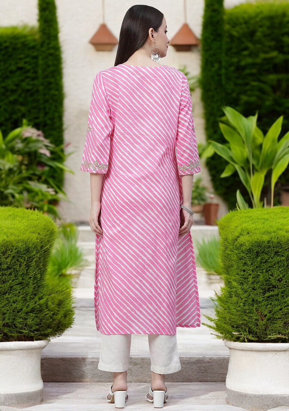 Pink Lahariya Cotton Gota patti Straight Kurta